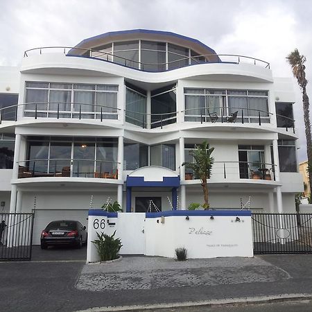 Bread & Barrel Palazzo Blouberg Hotel Bloubergstrand Exterior photo