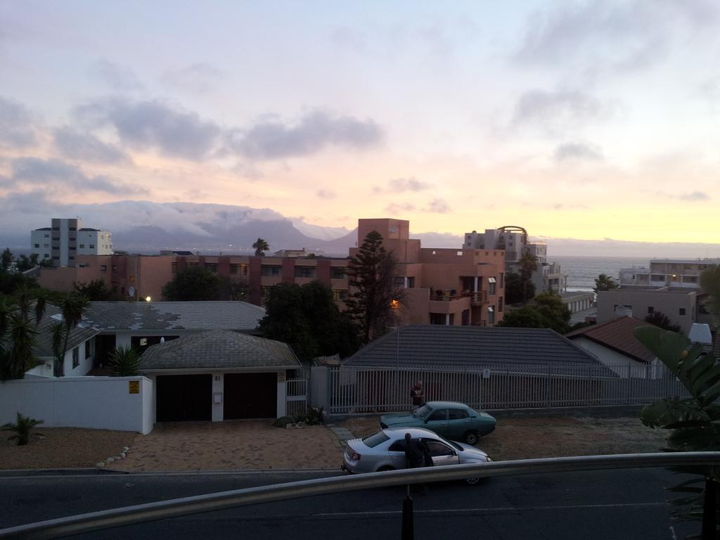 Bread & Barrel Palazzo Blouberg Hotel Bloubergstrand Exterior photo